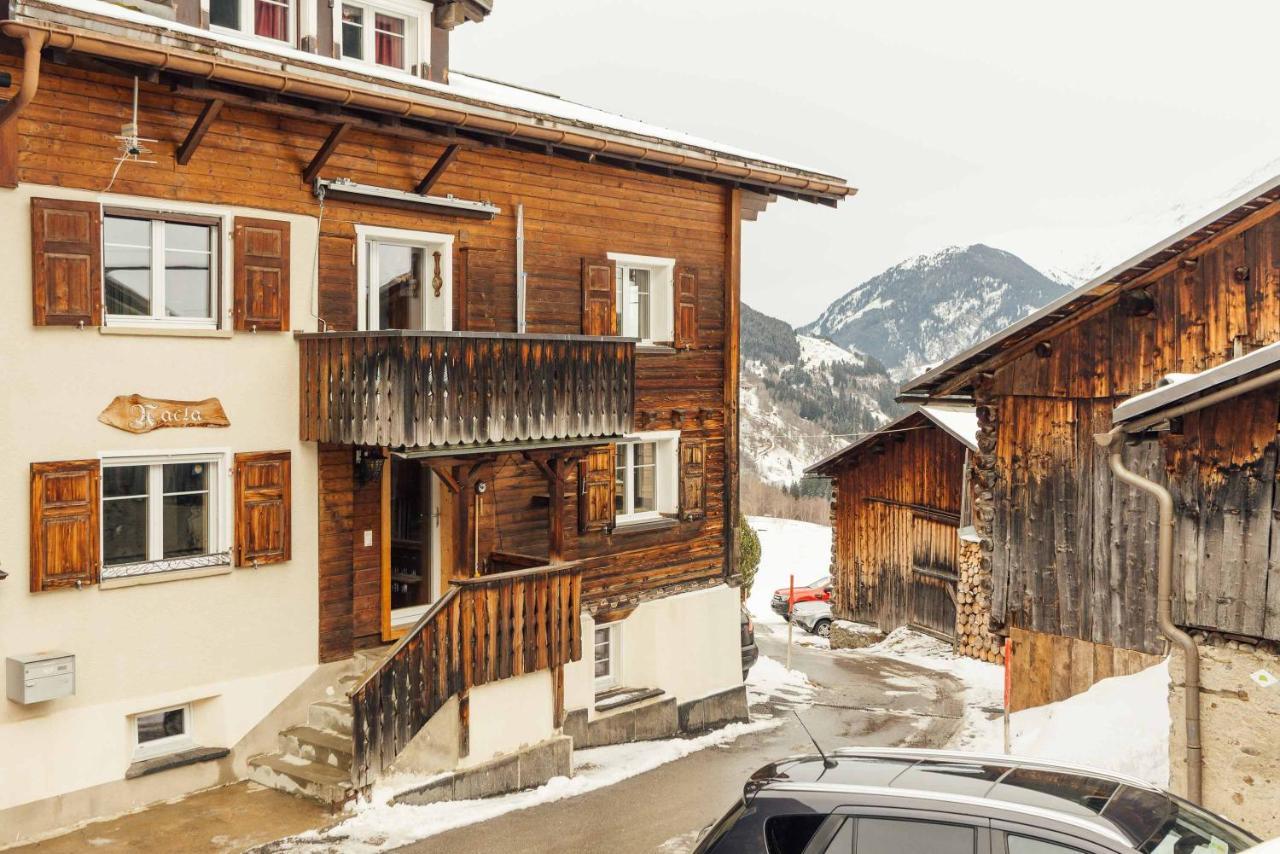 Casa Nacla Sedrun/Surrein Apartment Exterior photo